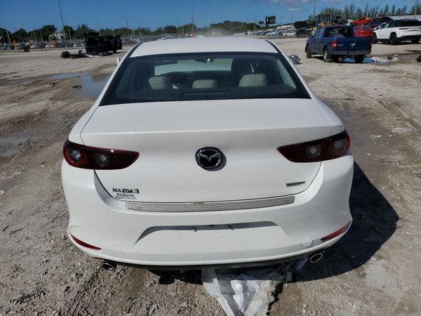 2025 MAZDA 3 Preferred Package