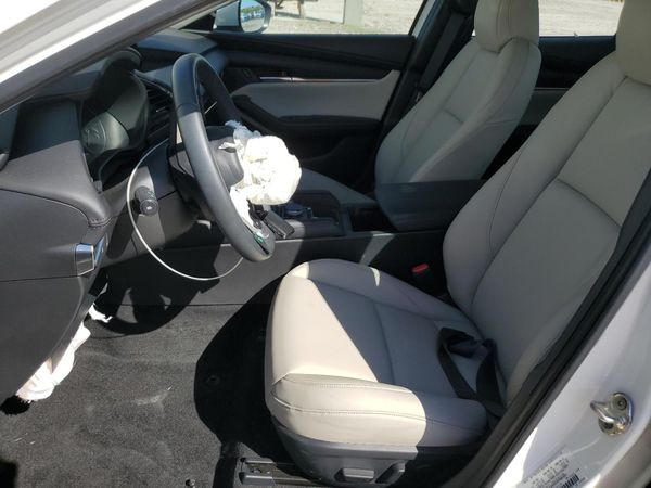 2025 MAZDA 3 Preferred Package