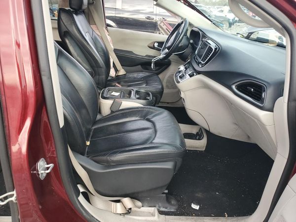 2019 CHRYSLER PACIFICA