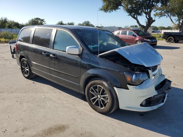 2017 DODGE GRAND CARAVAN GT
