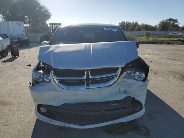 2017 DODGE GRAND CARAVAN GT