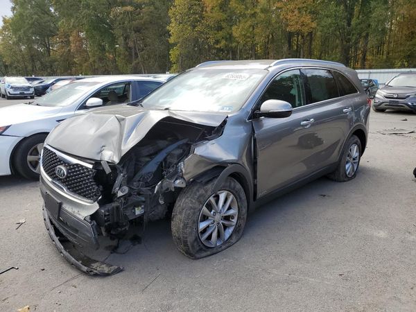 2017 KIA SORENTO L, LX