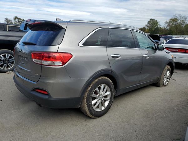2017 KIA SORENTO L, LX
