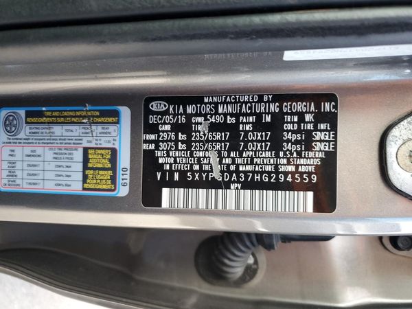 2017 KIA SORENTO L, LX