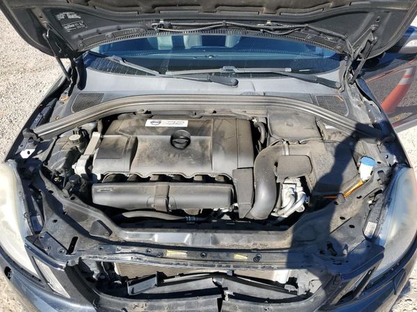 2013 VOLVO XC60