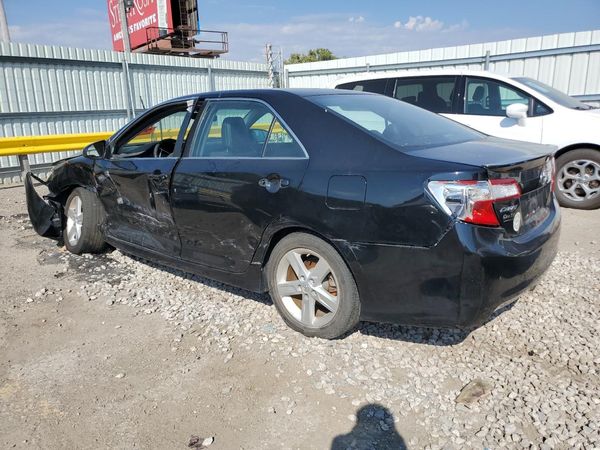 2013 TOYOTA CAMRY