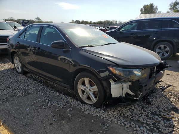 2013 TOYOTA CAMRY