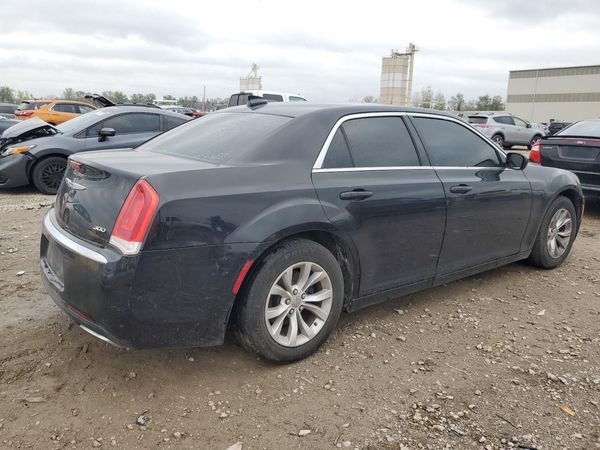 2015 CHRYSLER 300 Limited