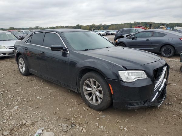 2015 CHRYSLER 300 Limited