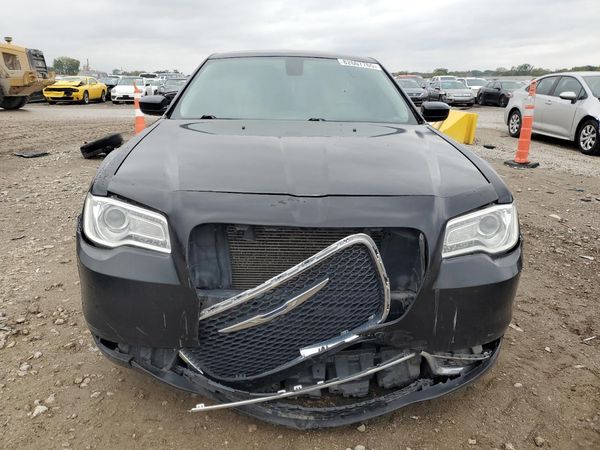 2015 CHRYSLER 300 Limited