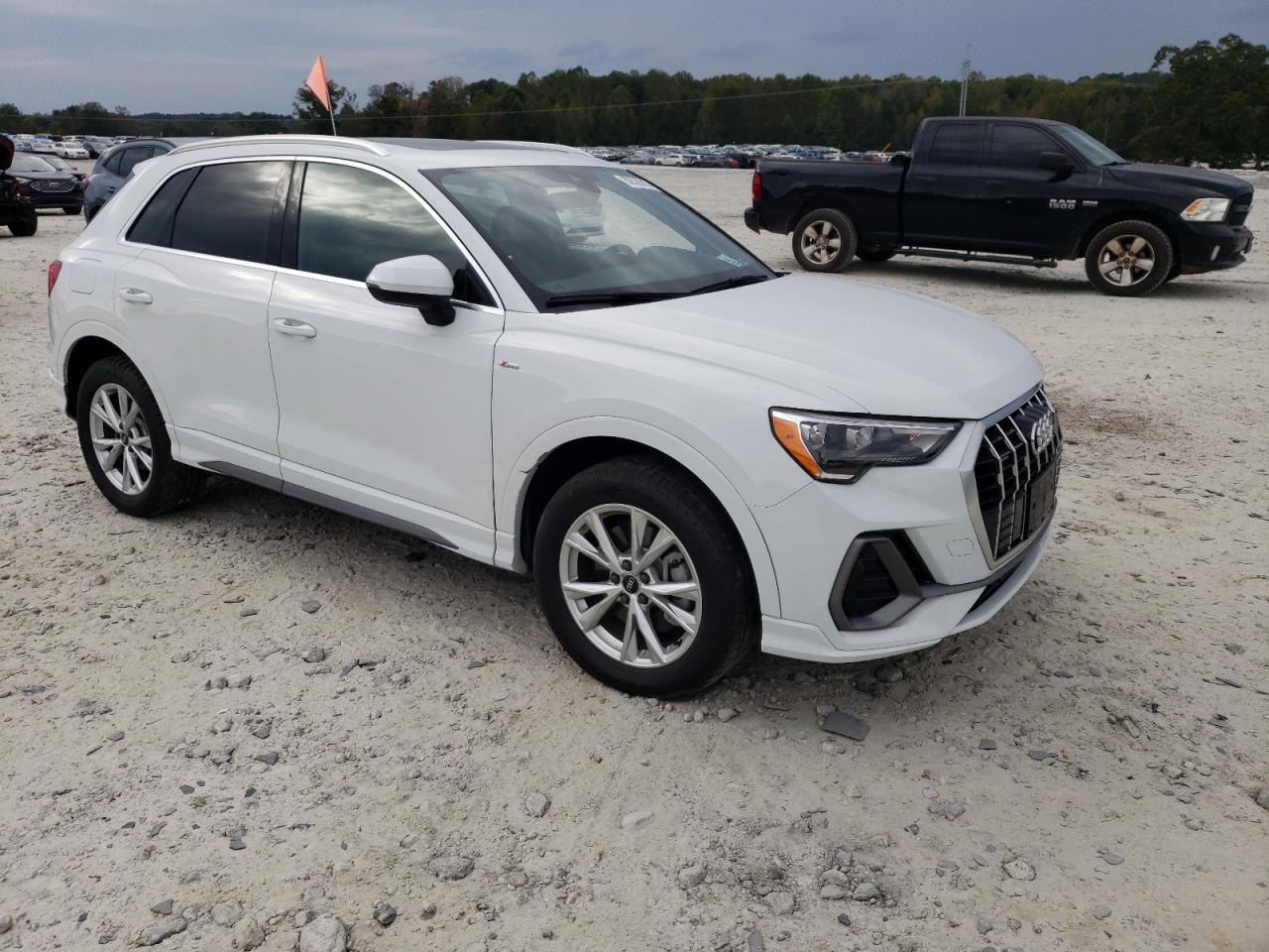 2022 AUDI Q3