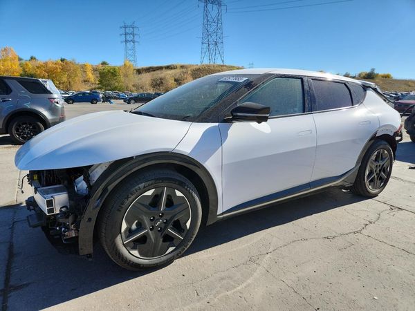 2025 KIA EV6