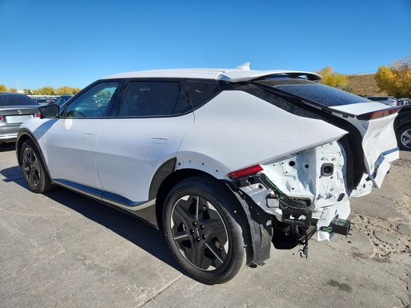 2025 KIA EV6