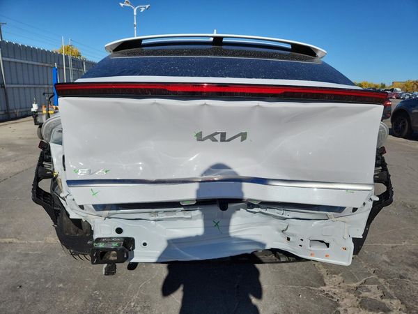 2025 KIA EV6