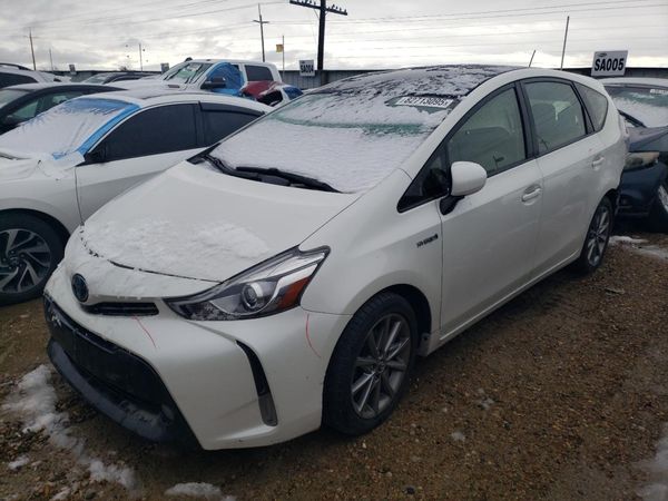2016 TOYOTA PRIUS