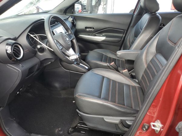 2019 NISSAN KICKS
