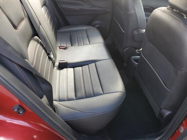 2019 NISSAN KICKS