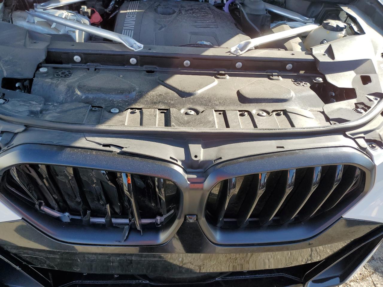 2024 BMW X6 xDrive40i