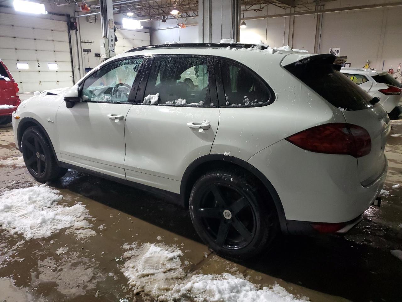 2013 PORSCHE CAYENNE