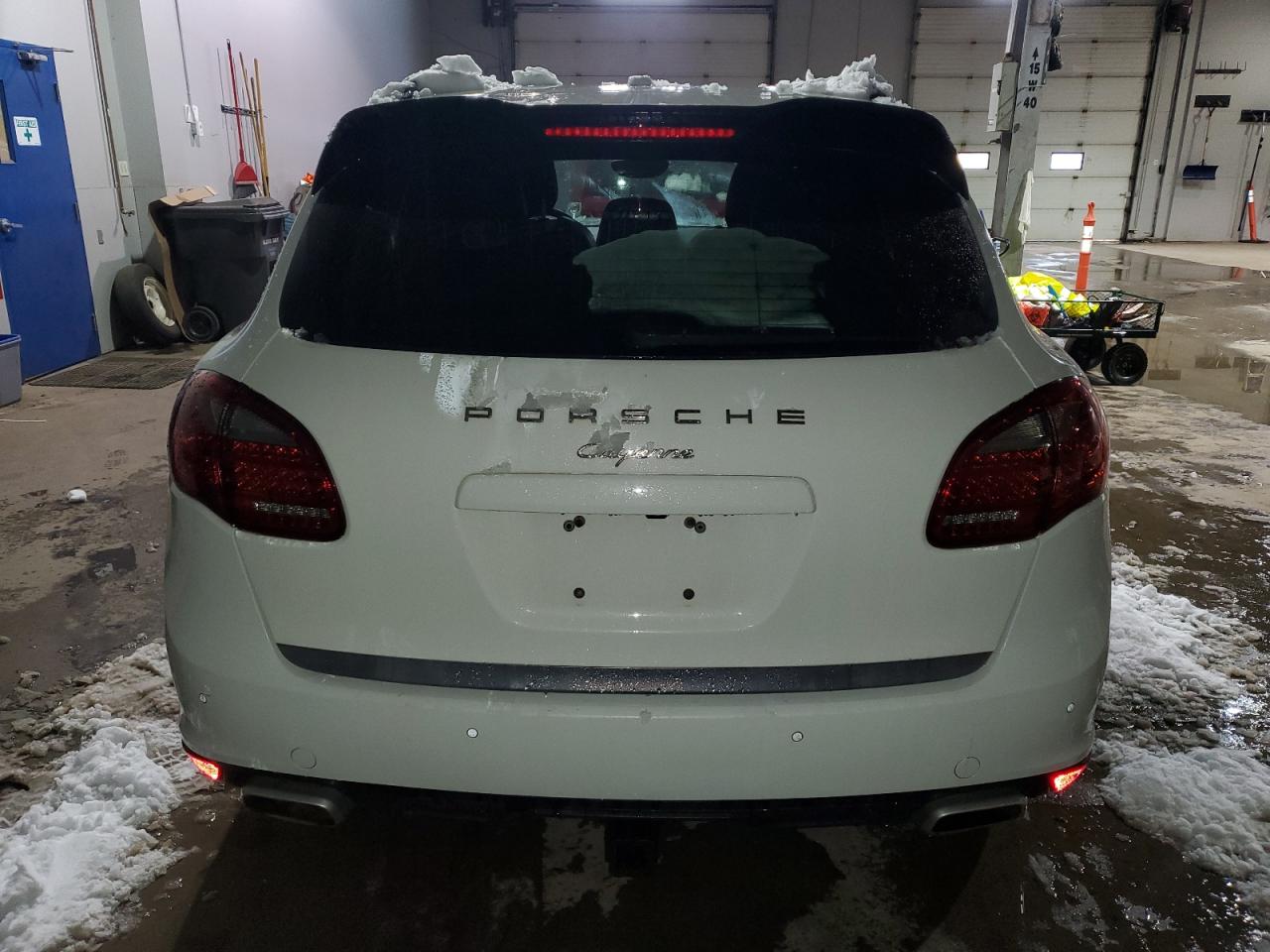 2013 PORSCHE CAYENNE
