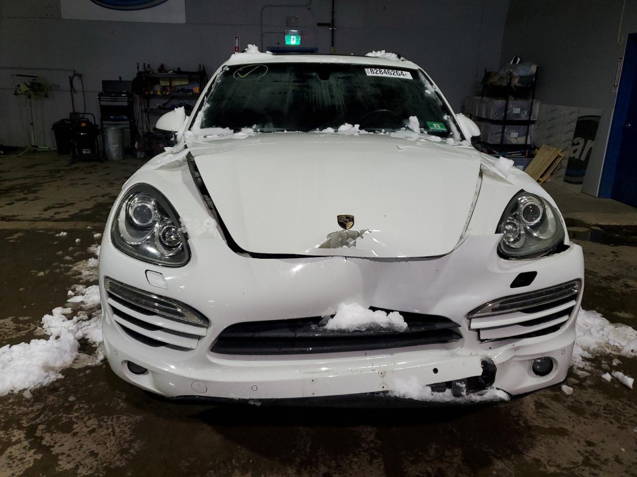 2013 PORSCHE CAYENNE