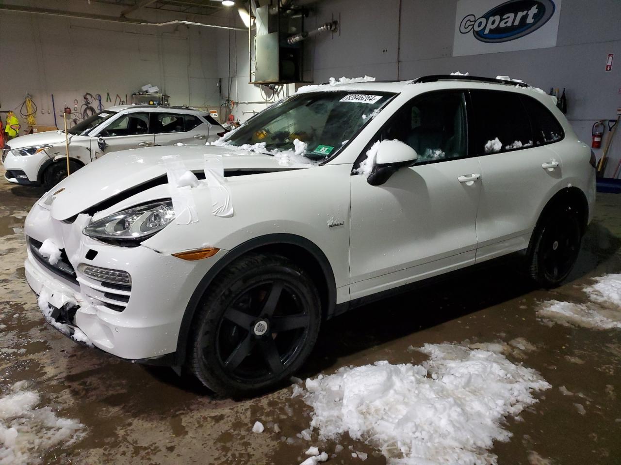 2013 PORSCHE CAYENNE