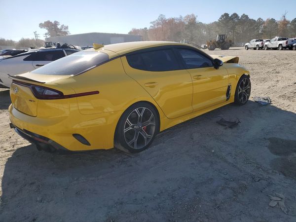2018 KIA STINGER