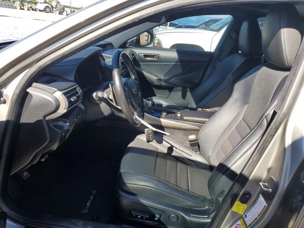 2018 LEXUS IS