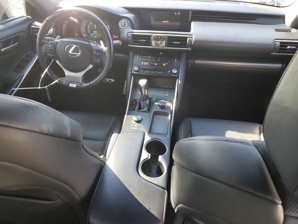 2018 LEXUS IS