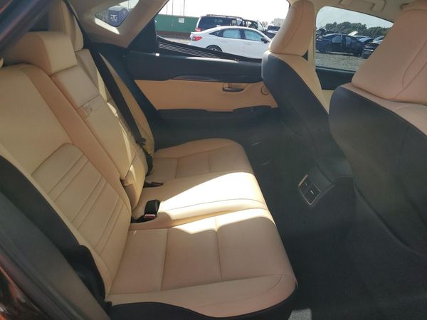2021 LEXUS NX 300 Comfort — PSRS