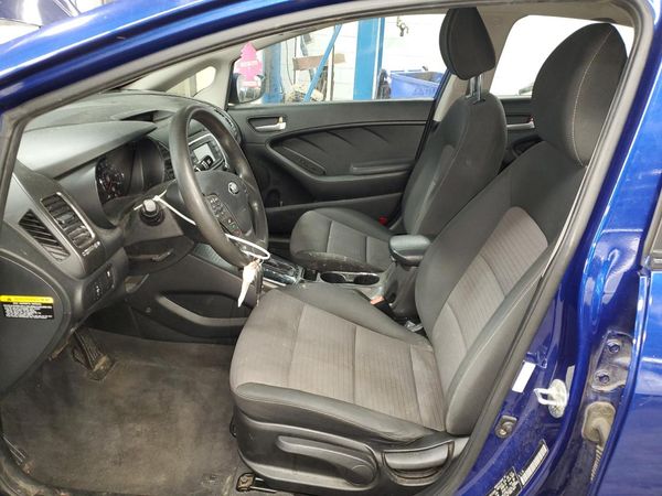 2017 KIA FORTE LX Popular, S