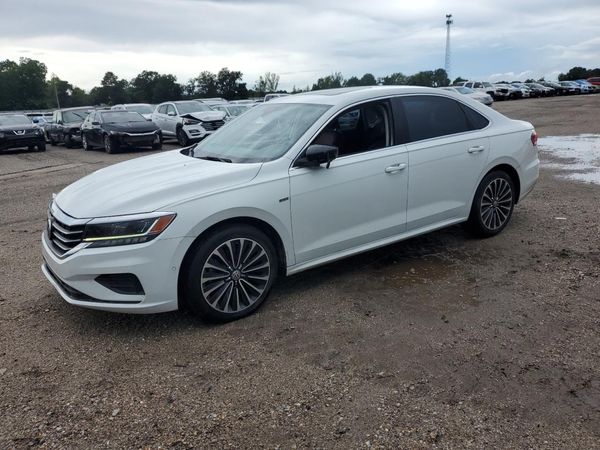 2022 VOLKSWAGEN PASSAT Limited Edition