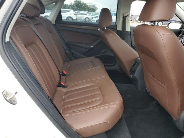 2022 VOLKSWAGEN PASSAT Limited Edition