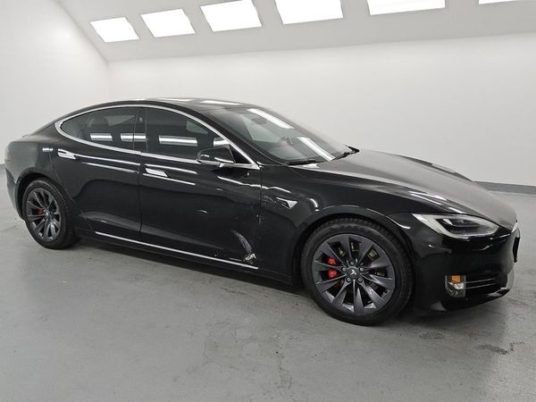 2020 TESLA MODEL S
