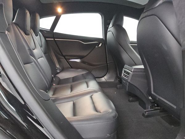 2020 TESLA MODEL S