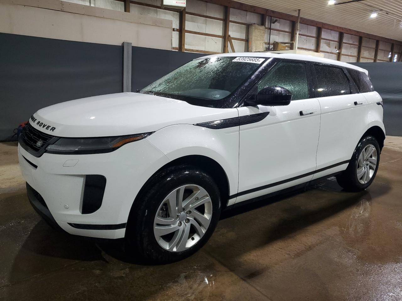 2024 LAND ROVER RANGEROVER S — Front 3/4
