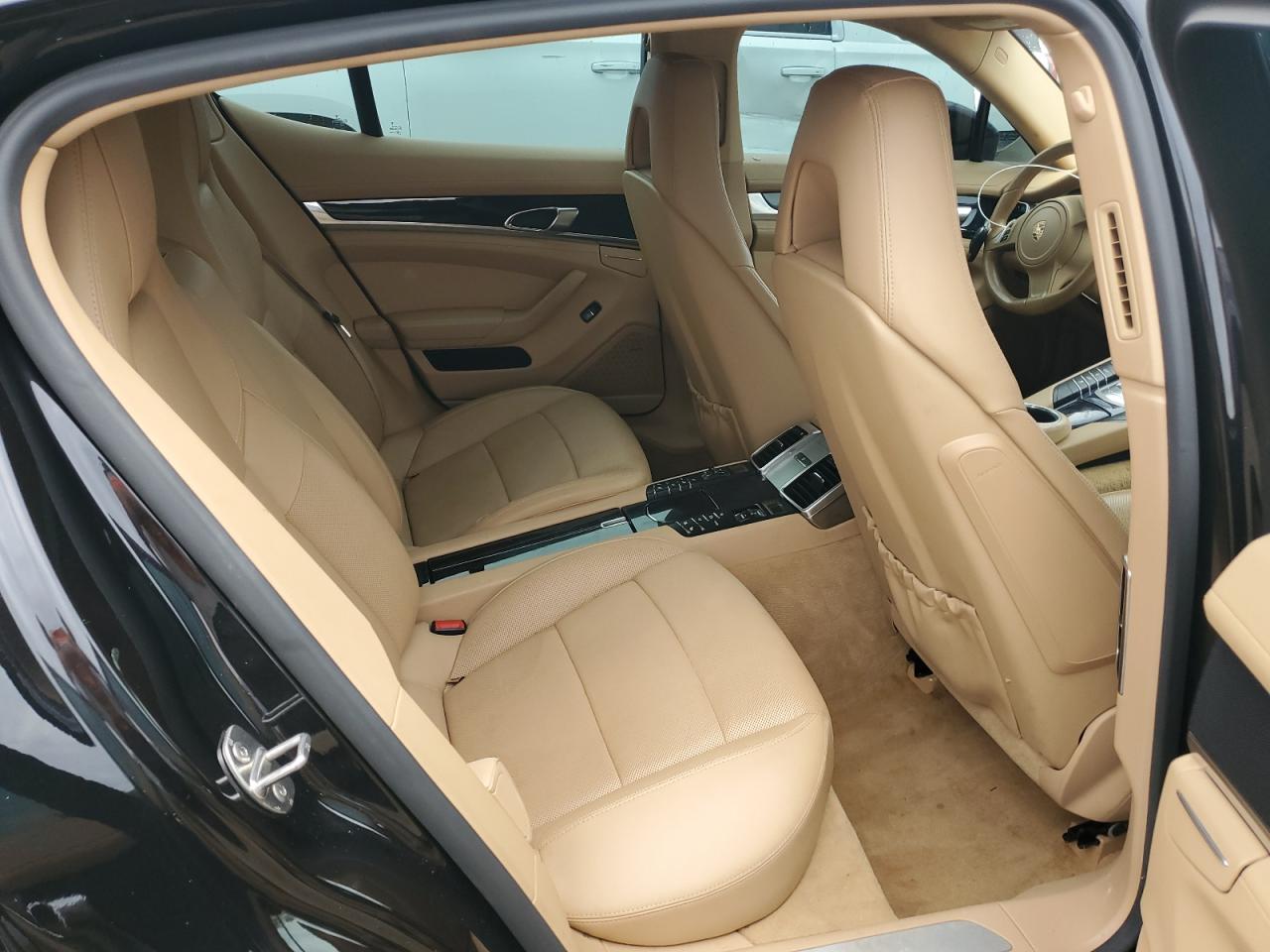 2013 PORSCHE PANAMERA Base (2WD), 4 (4WD)