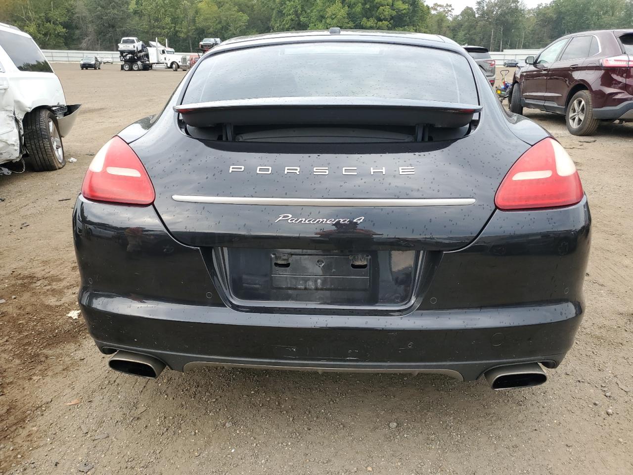 2013 PORSCHE PANAMERA Base (2WD), 4 (4WD)
