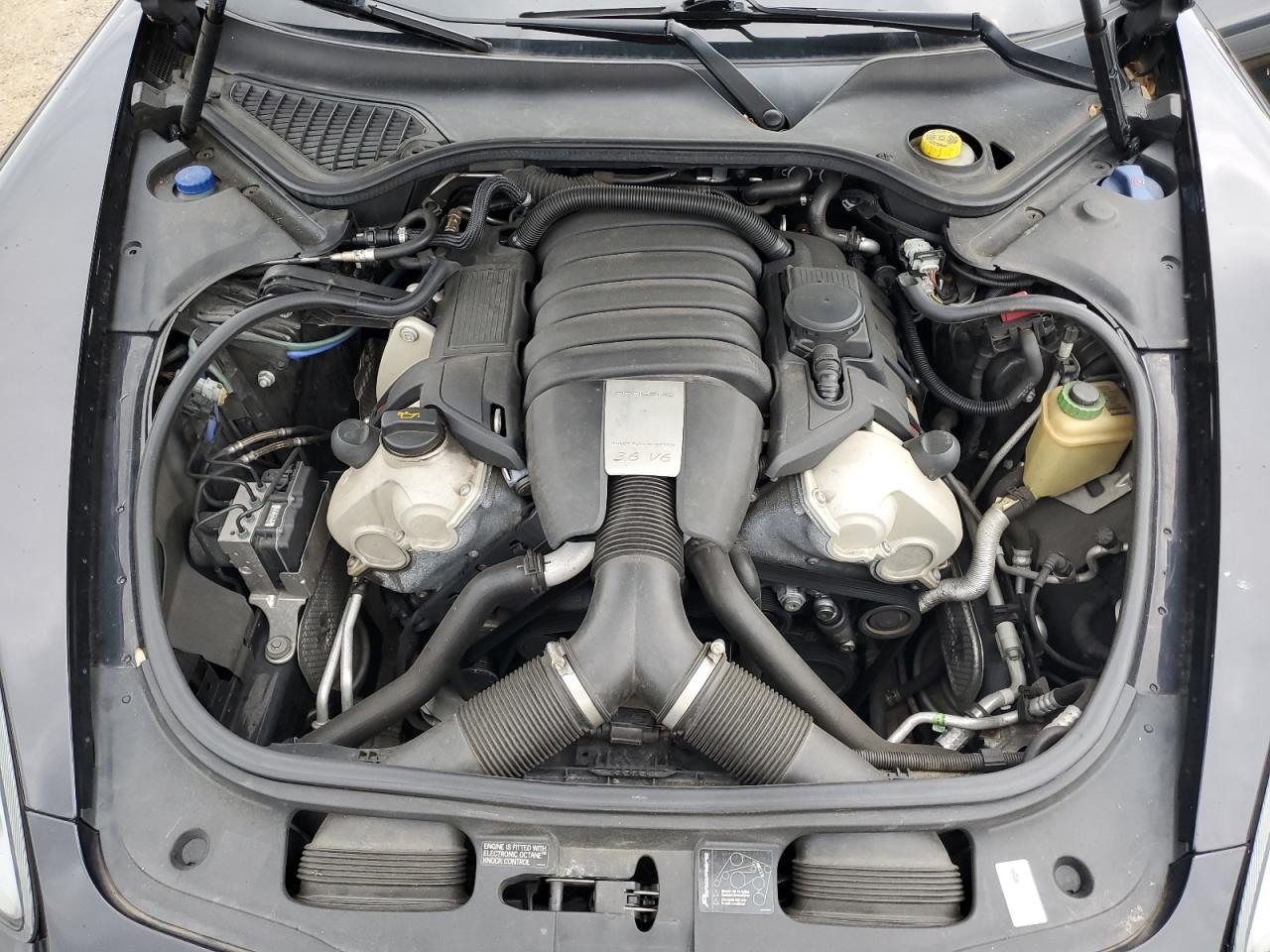 2013 PORSCHE PANAMERA Base (2WD), 4 (4WD)