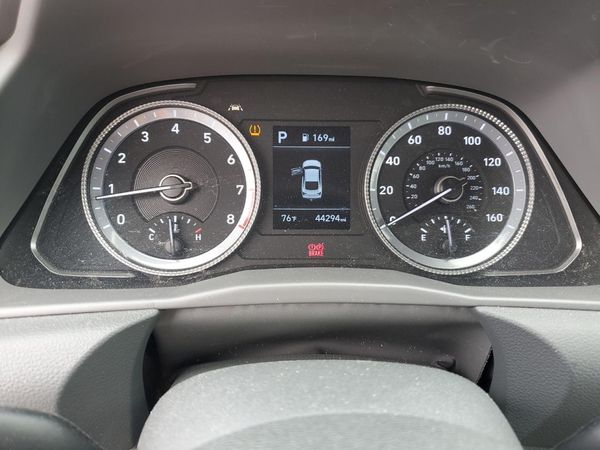 2022 HYUNDAI SONATA SE