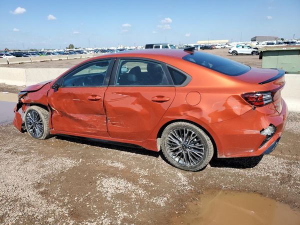2023 KIA FORTE GT LINE