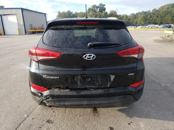 2017 HYUNDAI TUCSON