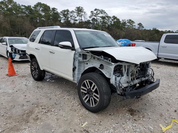 2018 TOYOTA 4RUNNER