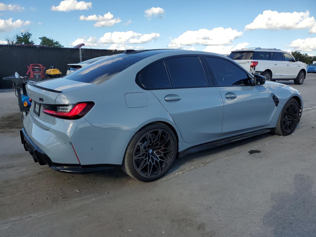 2023 BMW M3