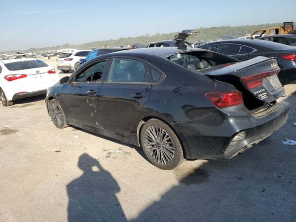 2024 KIA FORTE GT Line