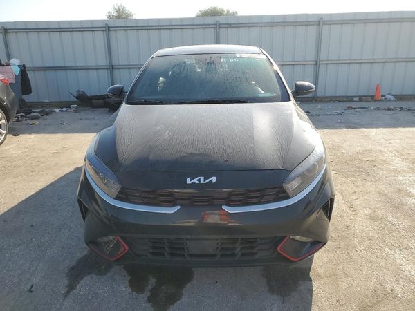 2024 KIA FORTE GT Line