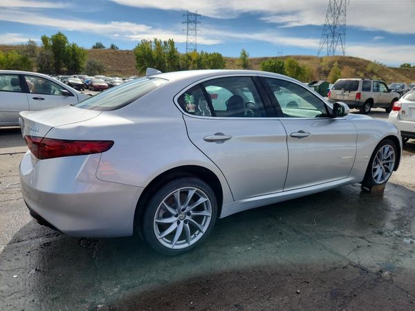 2017 ALFA ROMEO GIULIA AWD