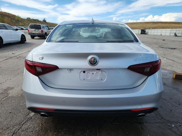 2017 ALFA ROMEO GIULIA AWD