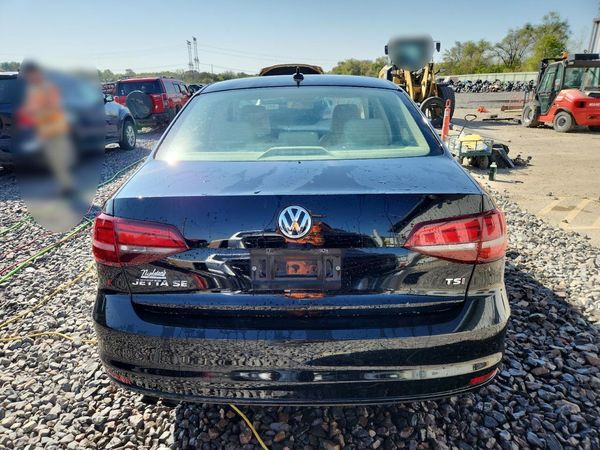 2017 VOLKSWAGEN JETTA SE