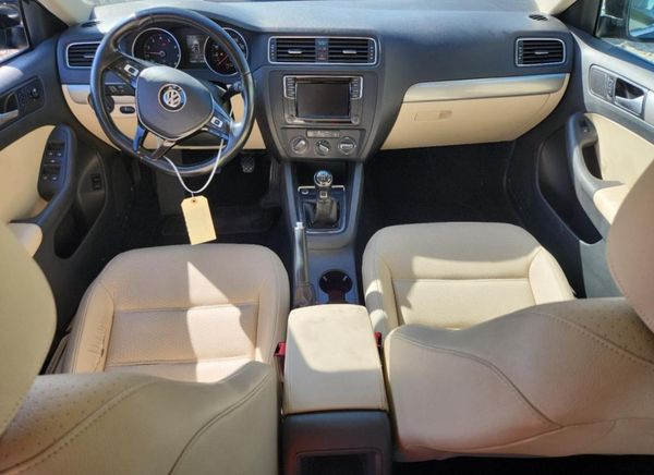 2017 VOLKSWAGEN JETTA SE